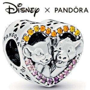 NWOT Pandora x Disney Simba and Nala Lion King Retired
Charm 798044NPRMX